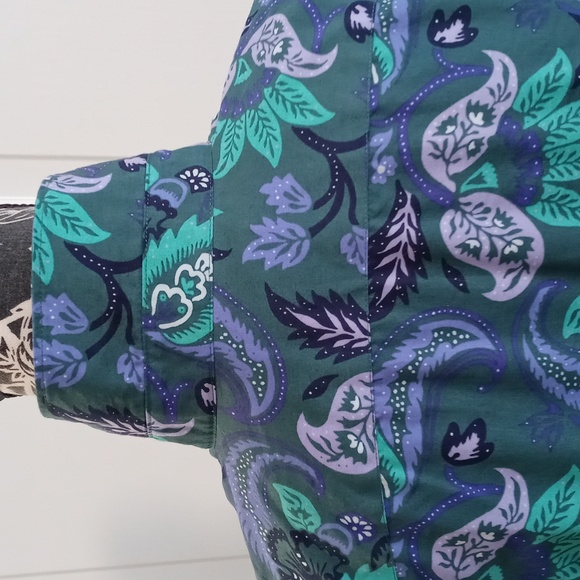 💜Lands' End💜 - Purple/Green Floral Paisley Supima Cotton Button Down - Picture 6 of 11